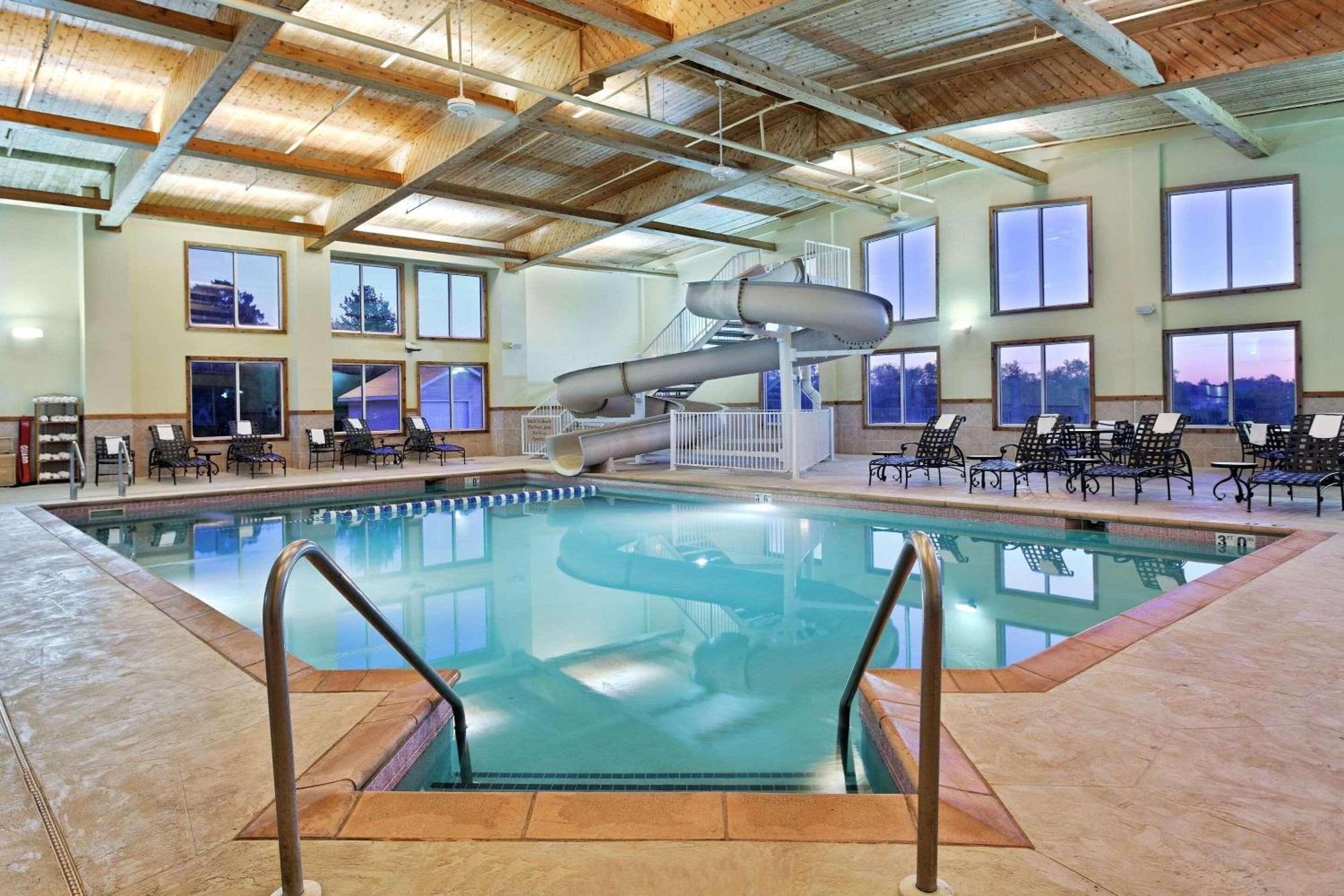Country Inn & Suites By Radisson, Galena, Il Extérieur photo